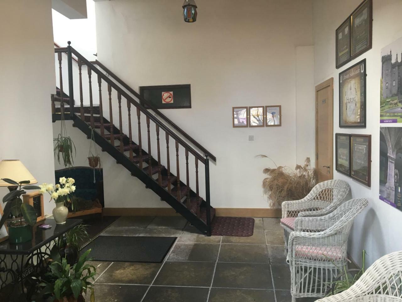 Dalys Accommodation キルケニー エクステリア 写真